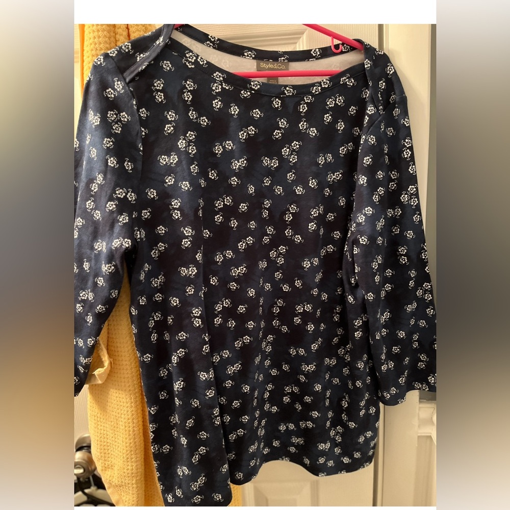 Style & Co. Navy Blue Floral Top